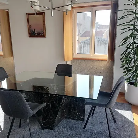 Garrett Apartment *